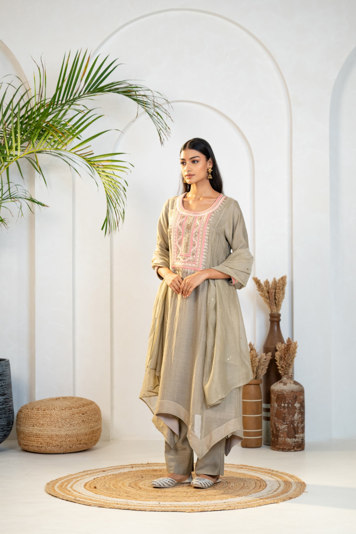 MANORAMA 06