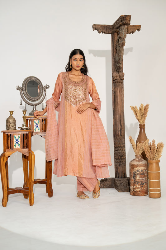 MANORAMA 02