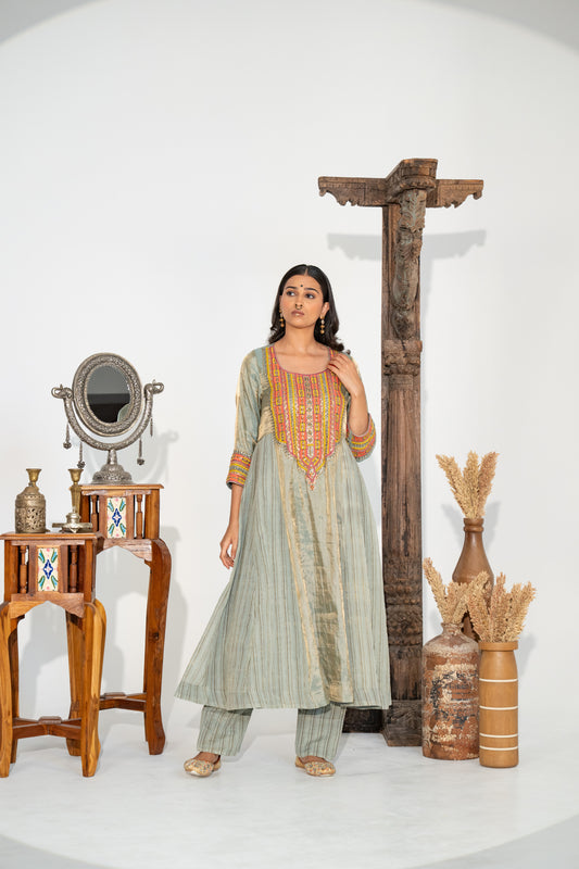 MANORAMA 03