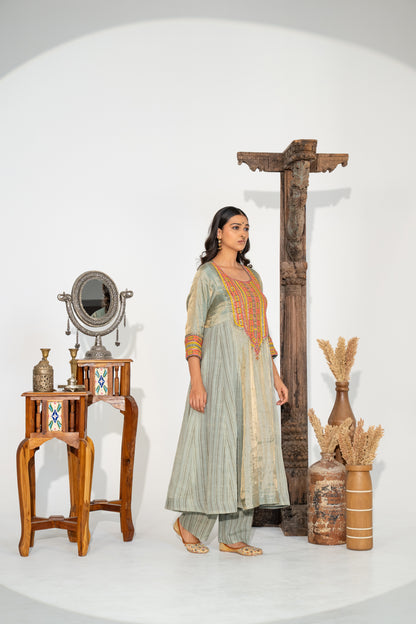 MANORAMA 03