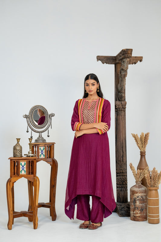 MANORAMA 04
