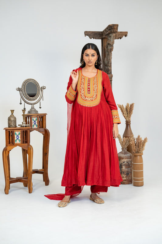MANORAMA 05