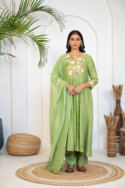 MANORAMA 10